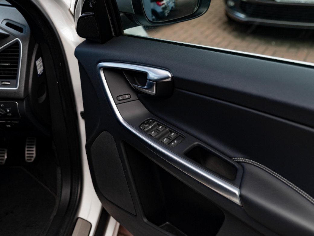 2016 Volvo XC60