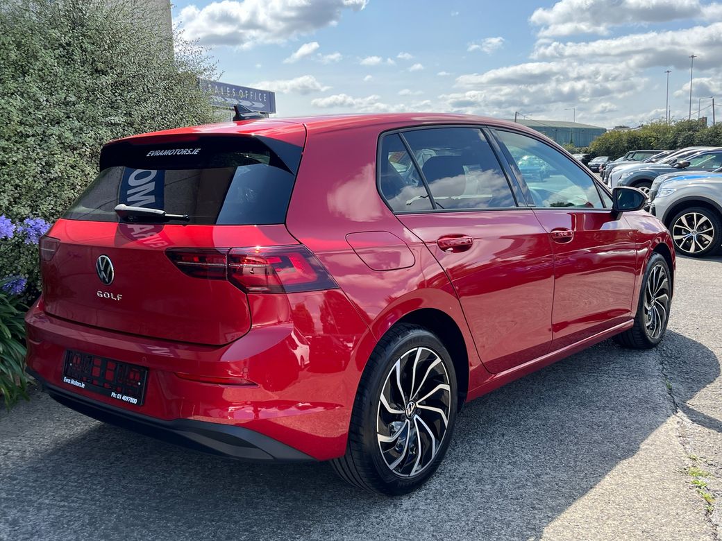 2024 Volkswagen Golf