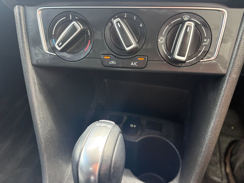 2016 Volkswagen Polo