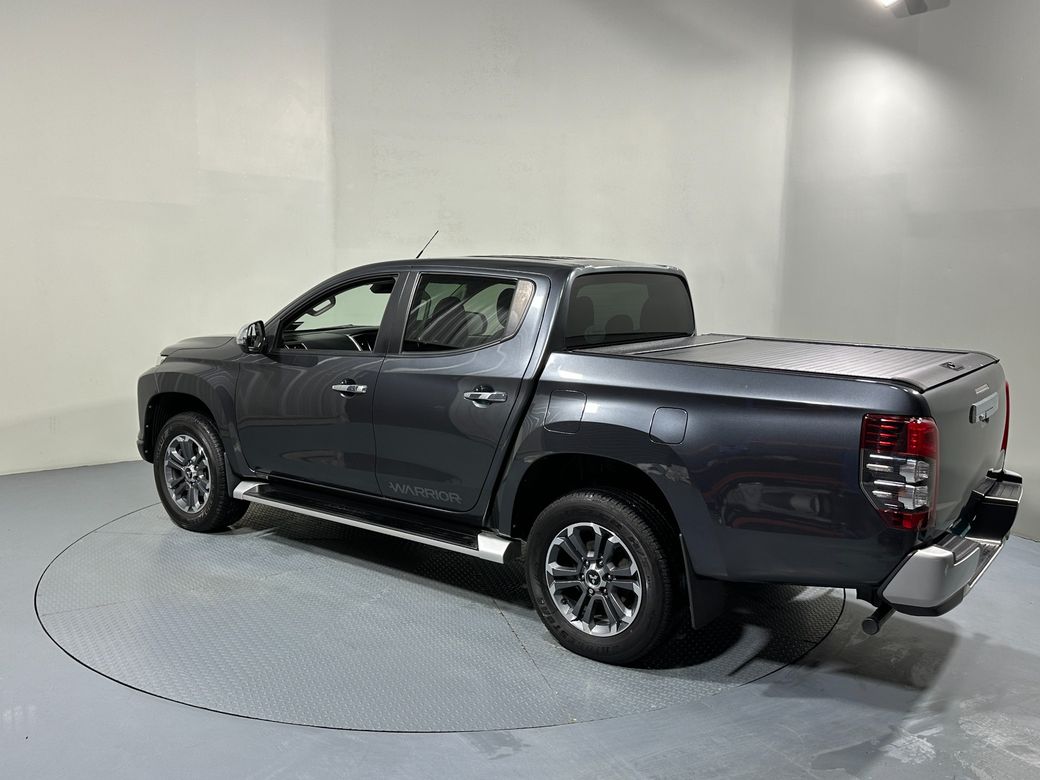 2020 Mitsubishi L200