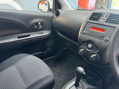 2017 Nissan March