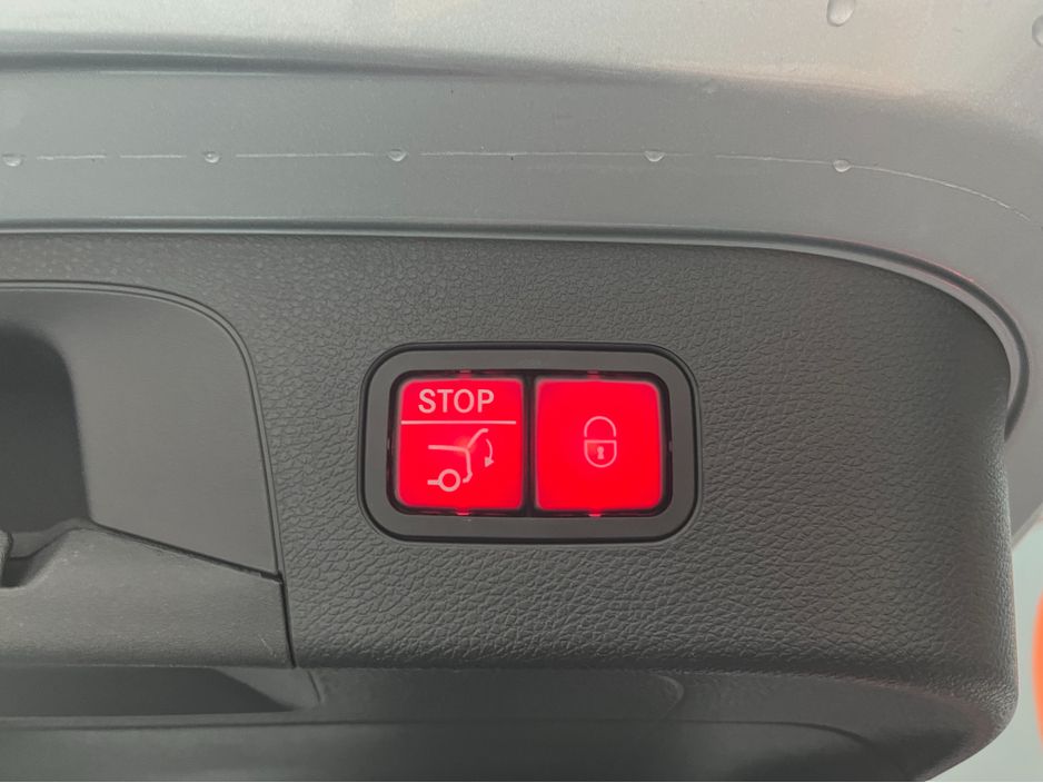 2020 Mercedes-Benz EQC