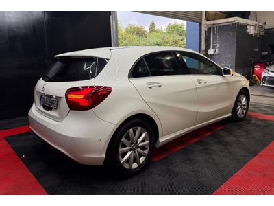 2017 Mercedes-Benz A 180