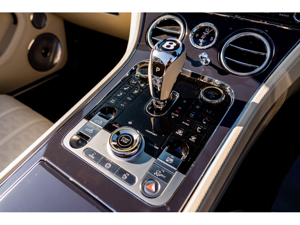 2025 Bentley Continental