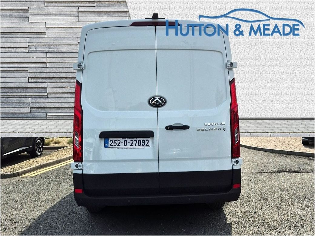 2025 Maxus Deliver 9