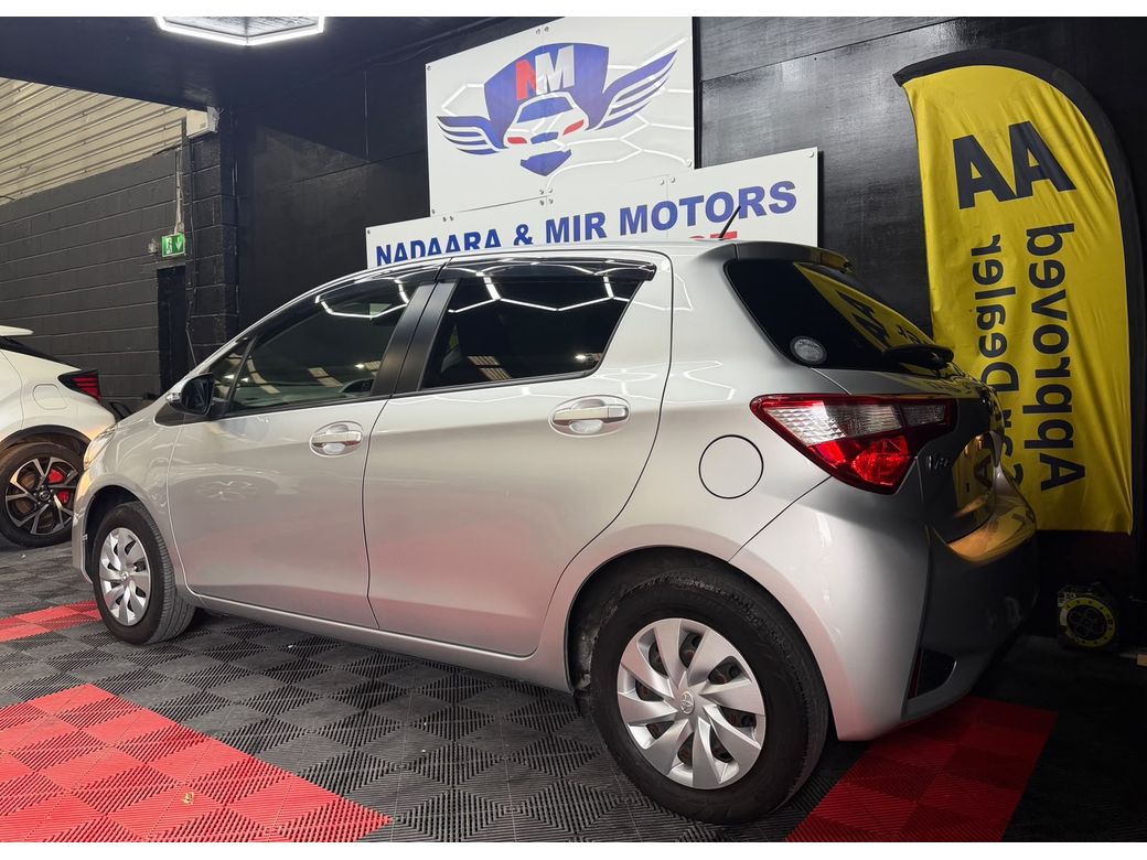 2017 Toyota Vitz
