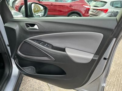 2020 Opel Crossland X
