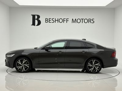 2022 Volvo S90