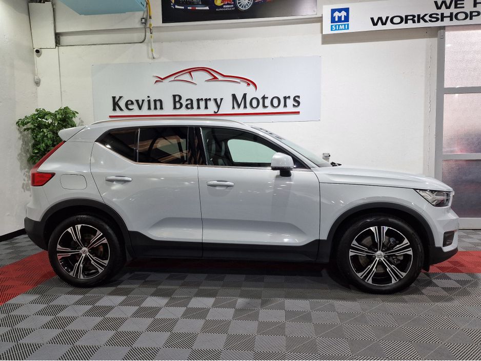 2021 Volvo XC40
