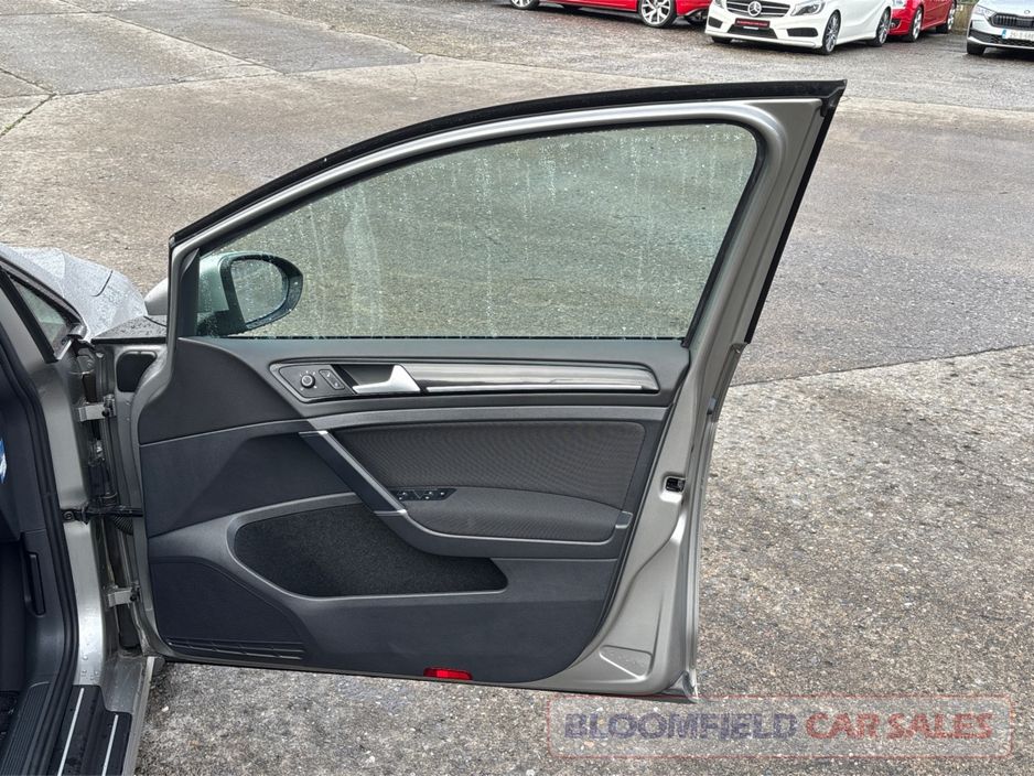 2014 Volkswagen Golf