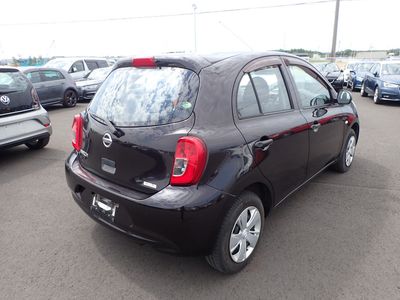 2016 Nissan March