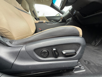 2021 Lexus ES 300h