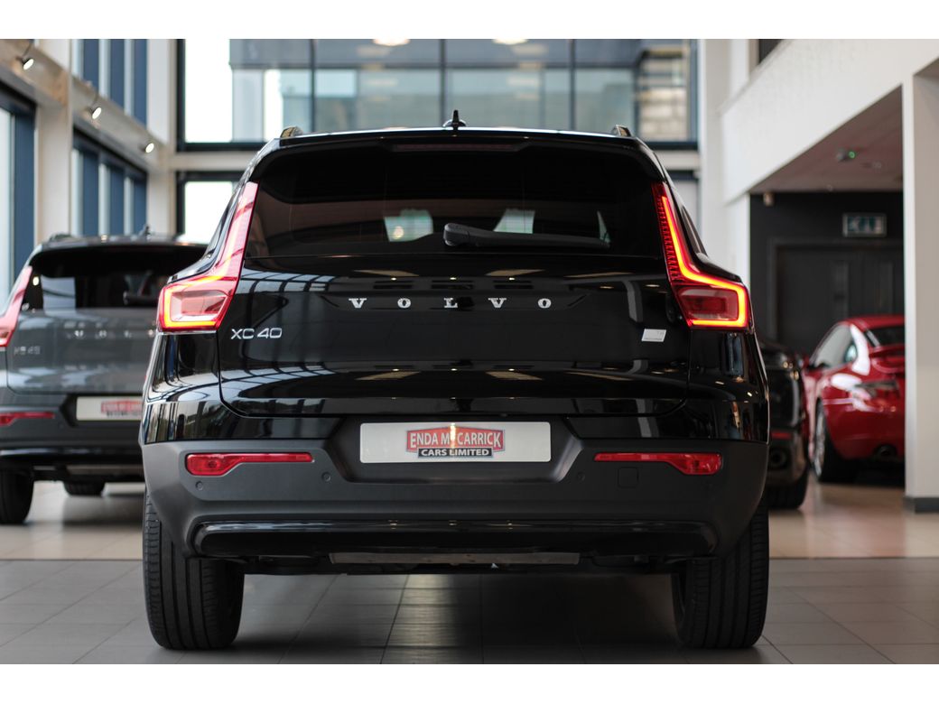 2022 Volvo XC40
