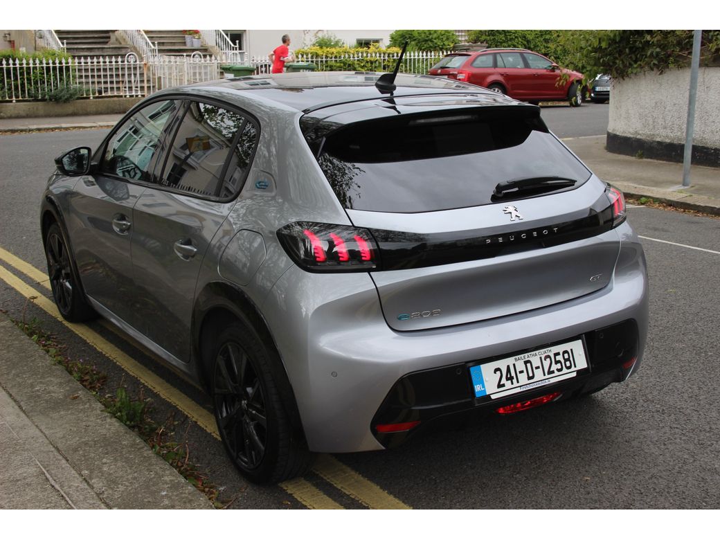 2024 Peugeot 208