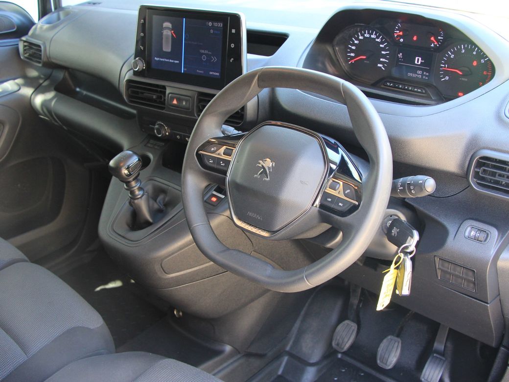 2023 Peugeot Partner
