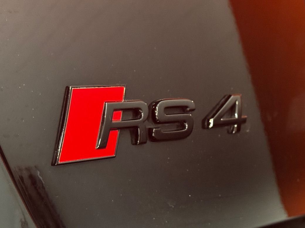 2022 Audi RS4