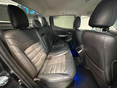 2020 Mitsubishi L200
