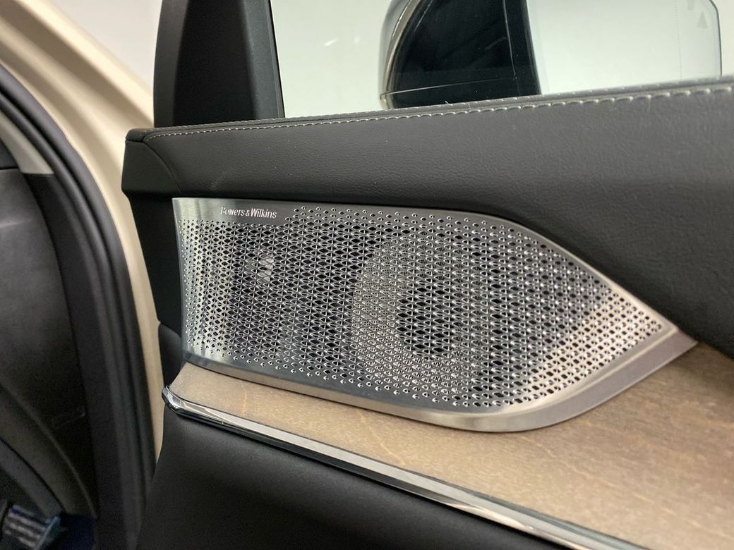 2026 Volvo EX90