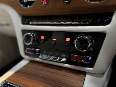 2024 Rolls-Royce Phantom