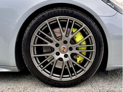 2023 Porsche Panamera