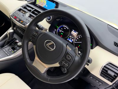 2021 Lexus NX 300h