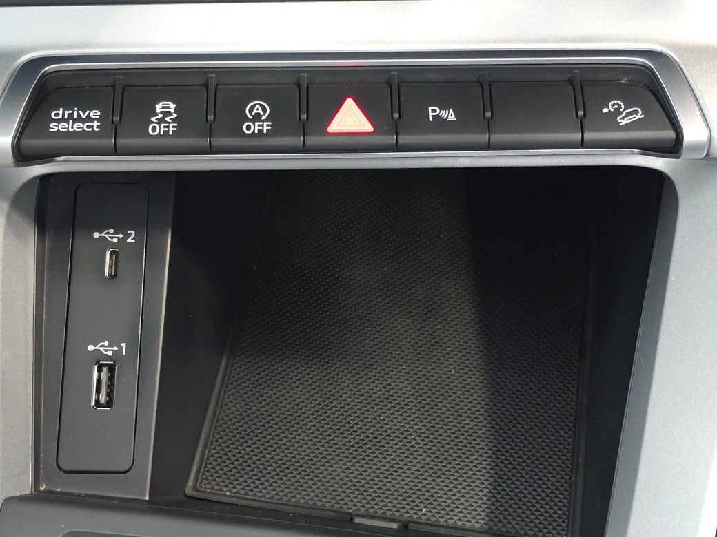 2021 Audi Q3