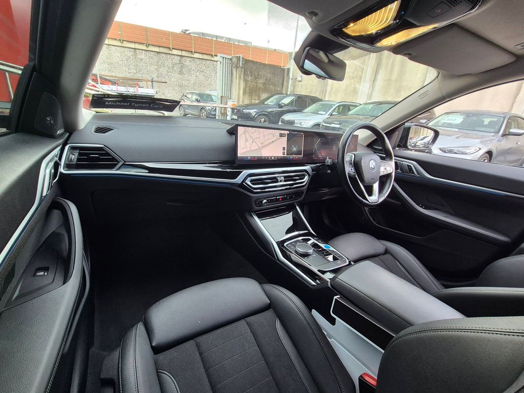 2024 BMW i4