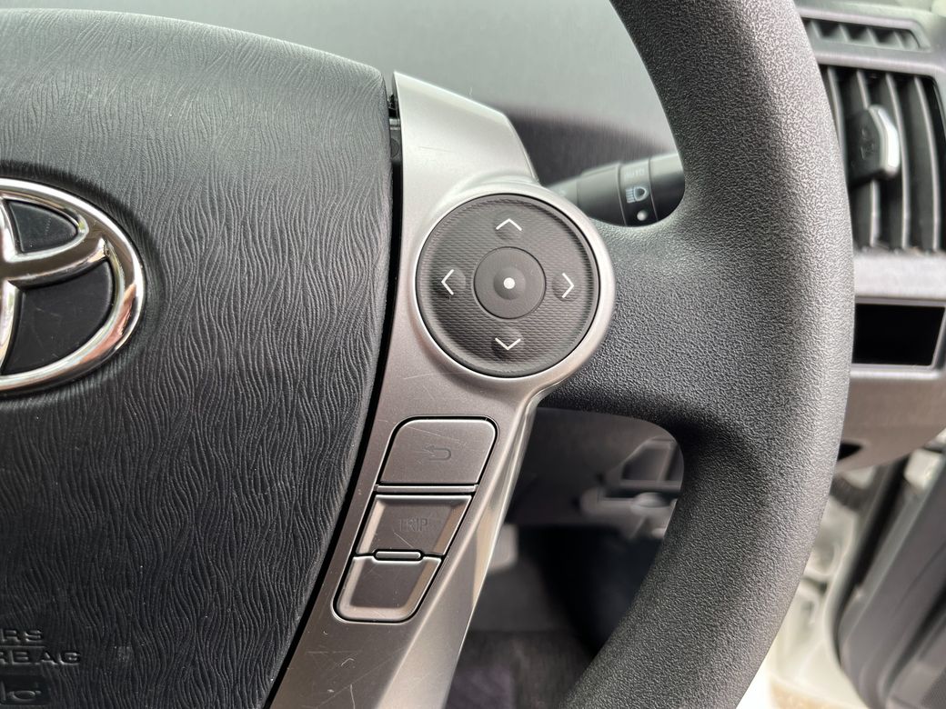 2015 Toyota Prius Alpha