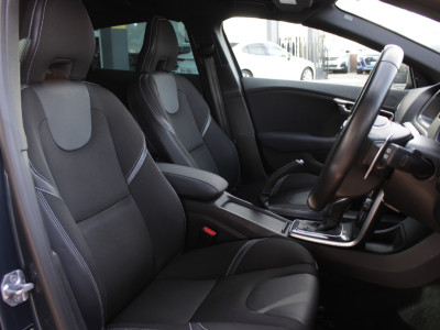 2019 Volvo V40