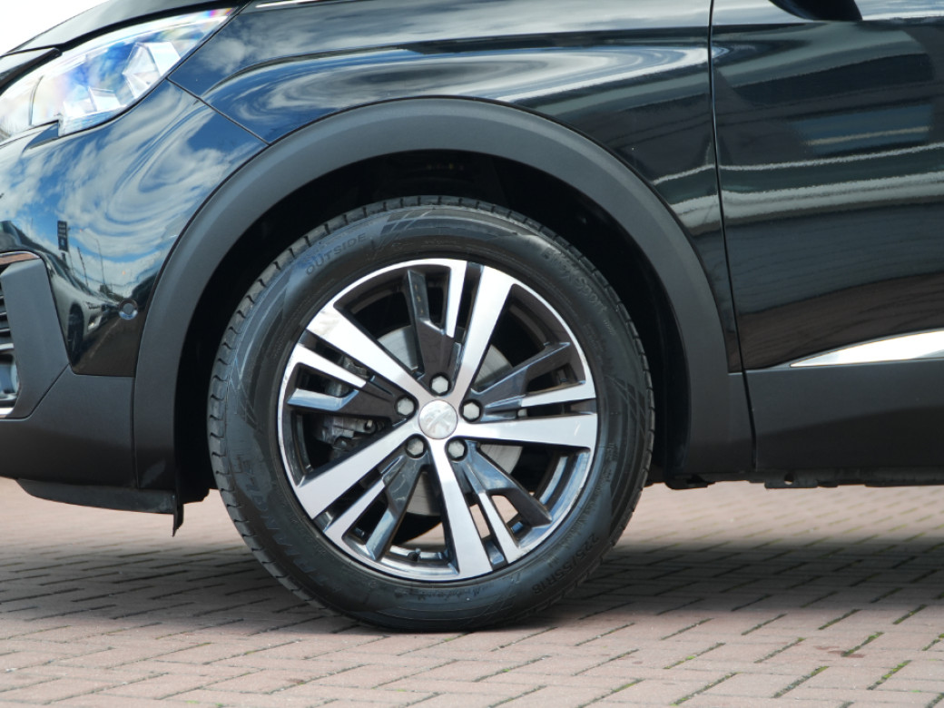 2020 Peugeot 5008