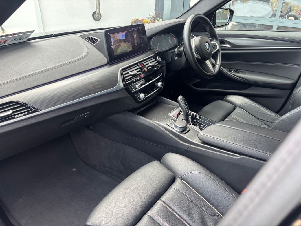2021 BMW 5 Series