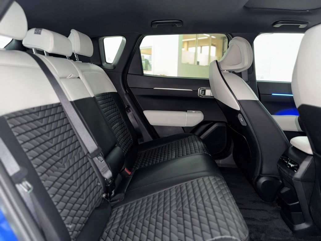 2025 Kia EV4