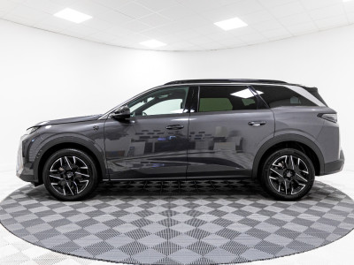 2025 Peugeot 5008