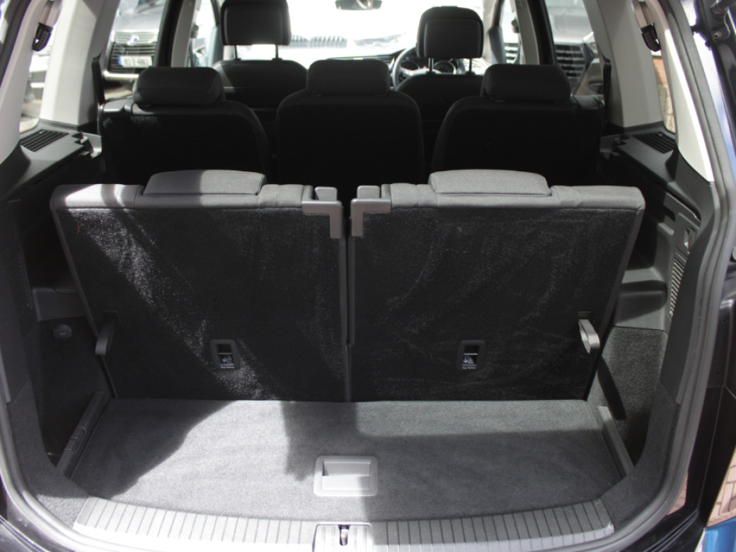 2019 Volkswagen Touran