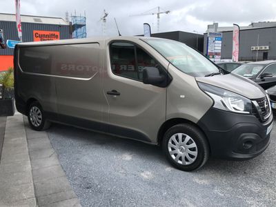 2018 Nissan NV300