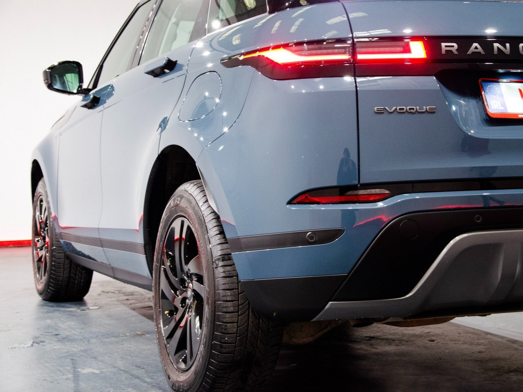 2025 Land Rover Range Rover Evoque