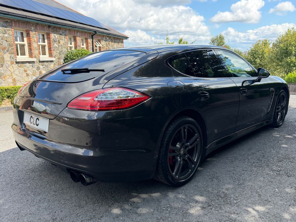 2013 Porsche Panamera
