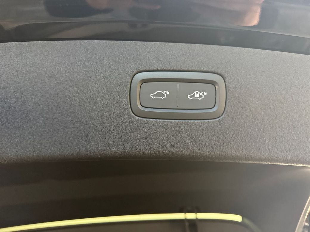 2026 Volvo ES90