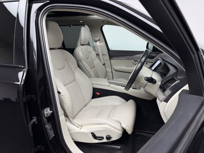 2023 Volvo XC90