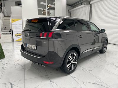 2020 Peugeot 5008