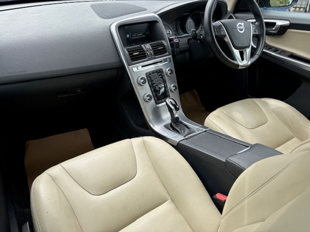 2016 Volvo XC60