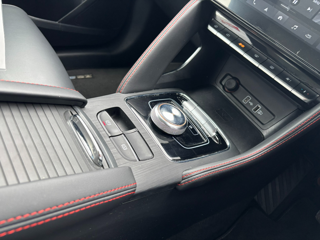 2022 MG ZS
