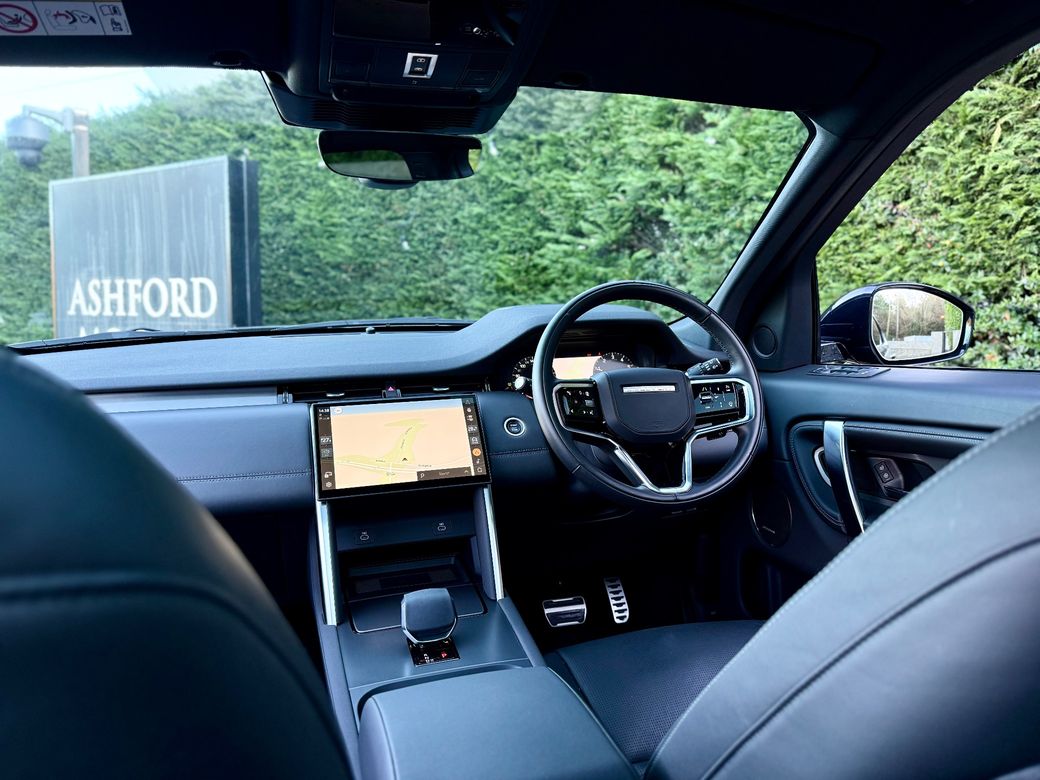2025 Land Rover Discovery Sport