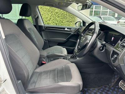 2019 Volkswagen Golf