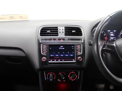 2015 Volkswagen Polo