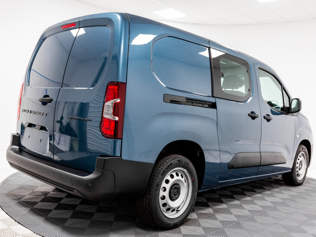 2026 Peugeot Partner