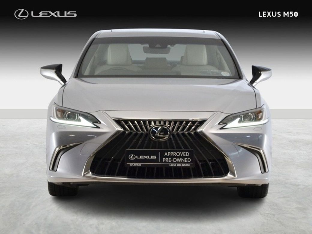 2023 Lexus ES 300h