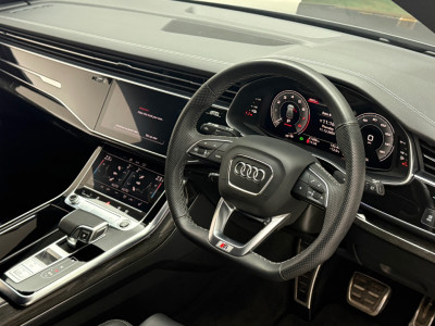 2023 Audi Q8