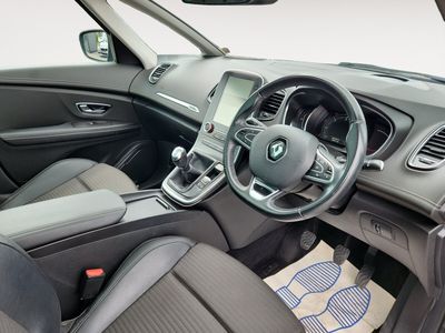 2017 Renault Scenic