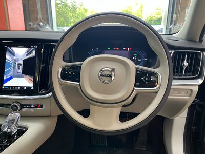 2024 Volvo V60